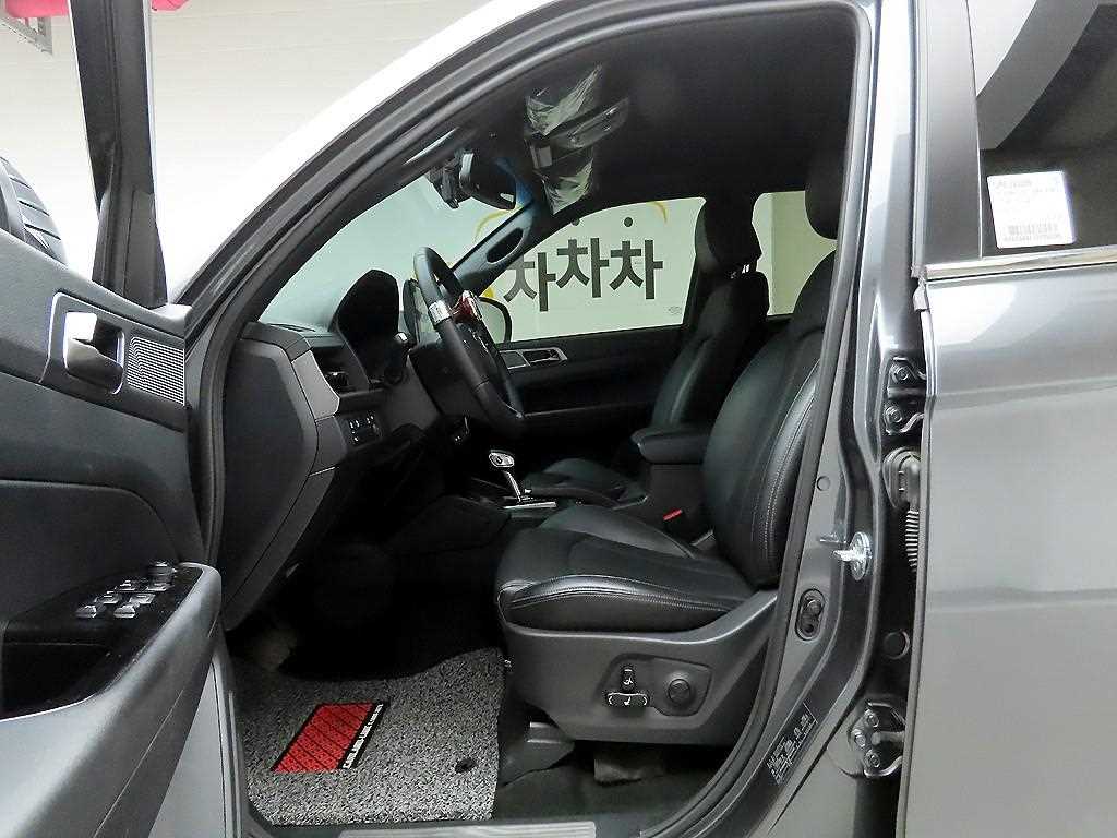 Ssangyong Rexton 2025 Gris - Importación desde Corea - HF Imports Iquique - Foto 13