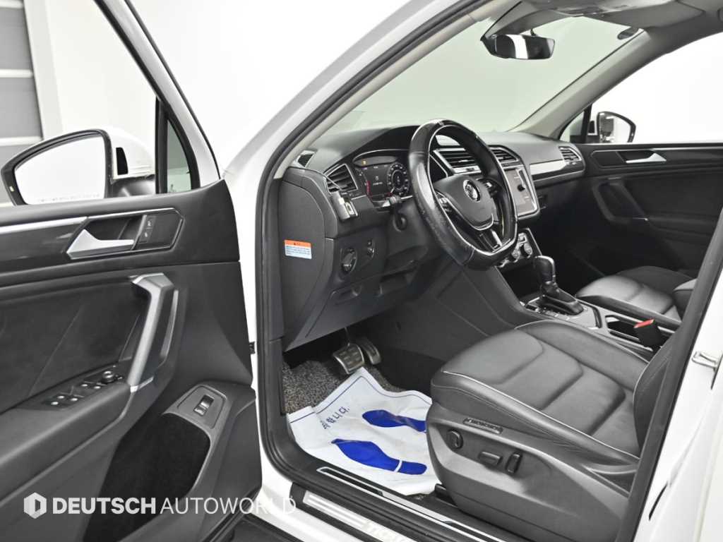 Volkswagen Tiguan - Vista 11