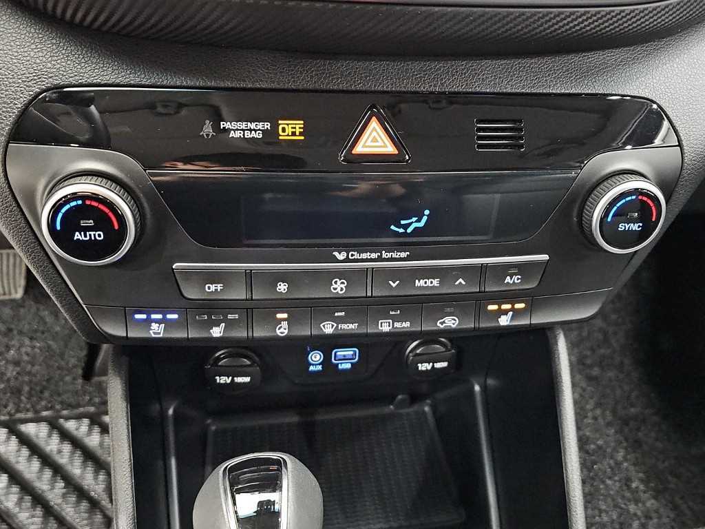 HYUNDAI Tucson - Vista 10