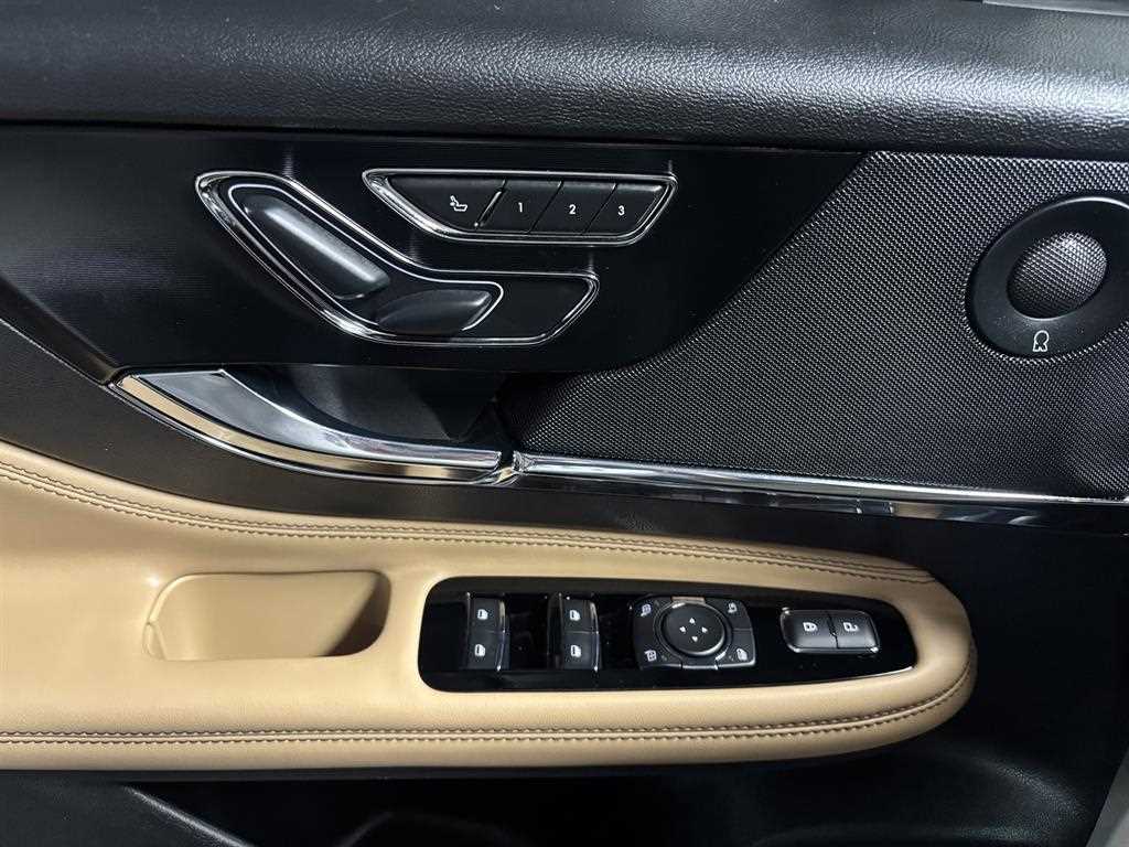 Lincoln Corsair 2021 Blanco - Importación desde Corea - HF Imports Iquique - Foto 15