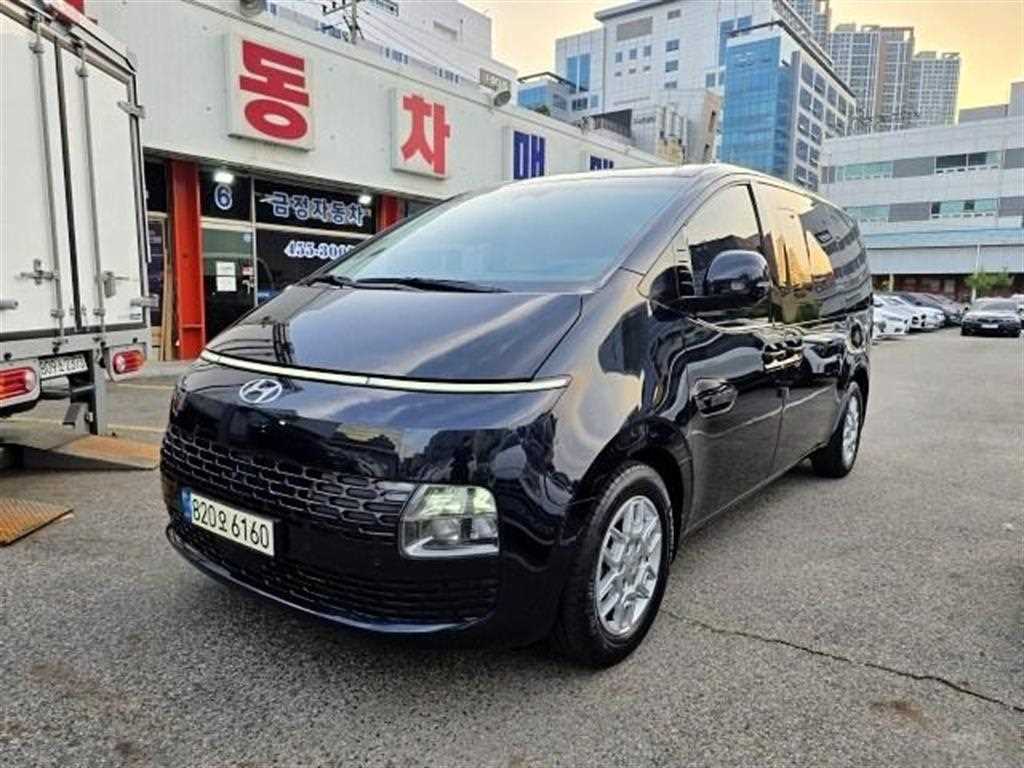 HYUNDAI Staria 2022 Negro - Importación desde Corea - HF Imports Iquique - Foto 1