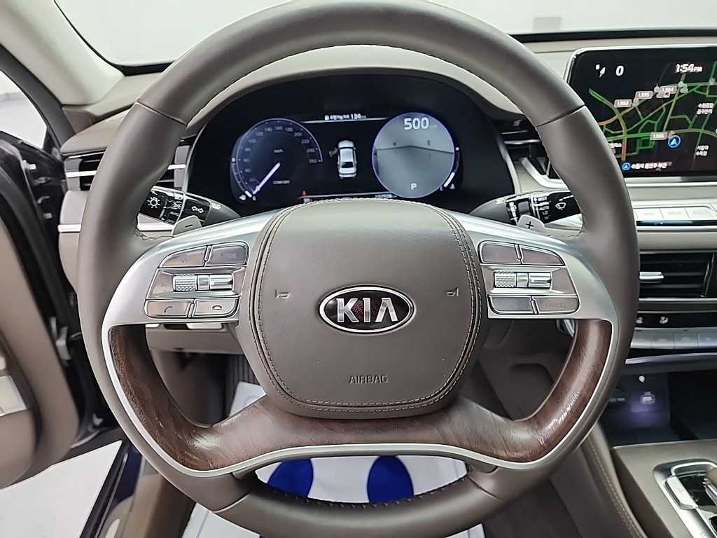 KIA K9 - Vista 9