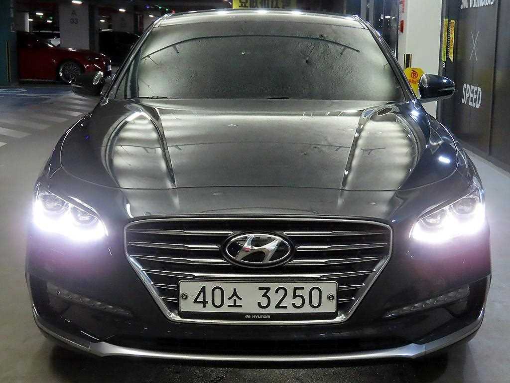 HYUNDAI Grandeur - Vista 2