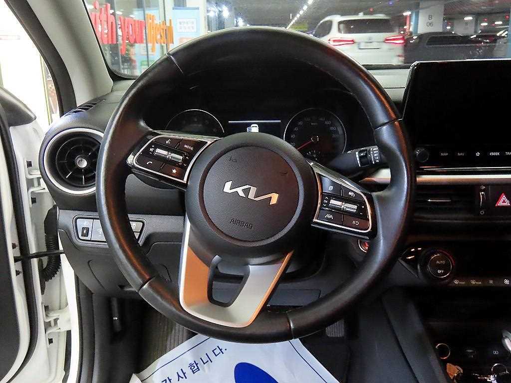 KIA K3 - Vista 8
