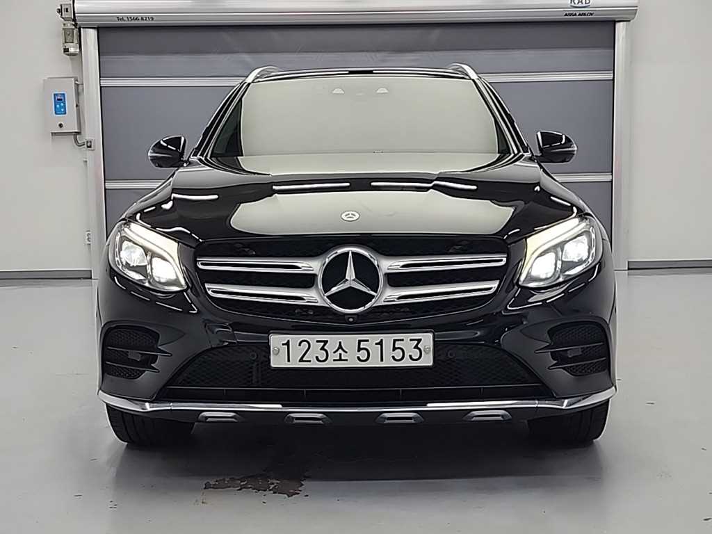 Mercedes Benz GLC Class - Vista 2