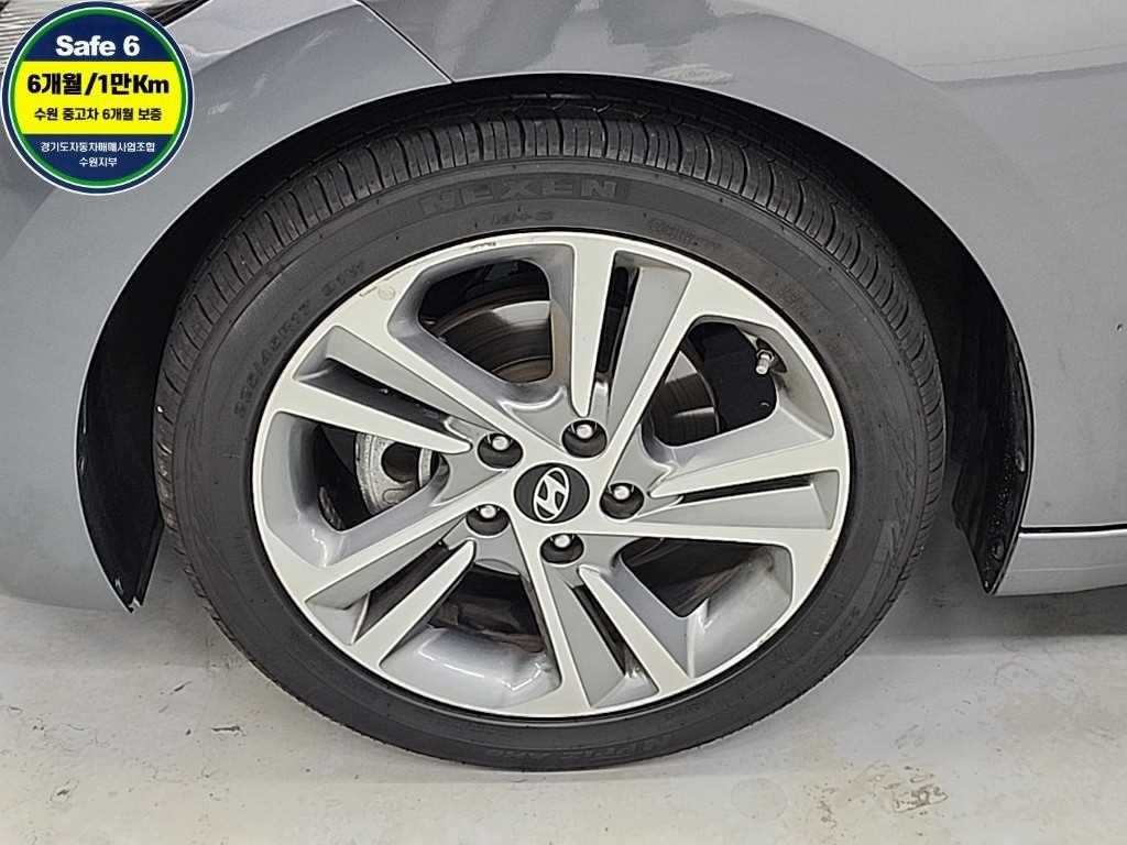 HYUNDAI Avante 2017 Gris - Importación desde Corea - HF Imports Iquique - Foto 17
