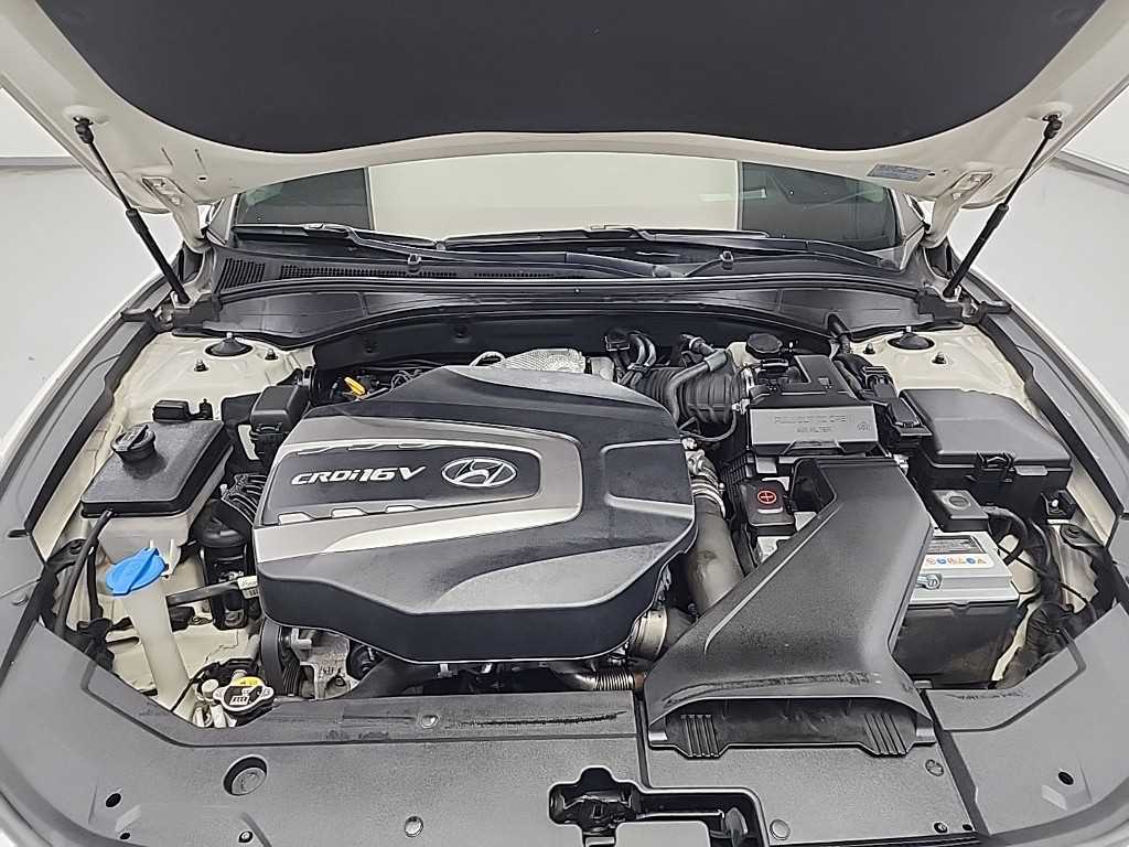 HYUNDAI Grandeur - Vista 6