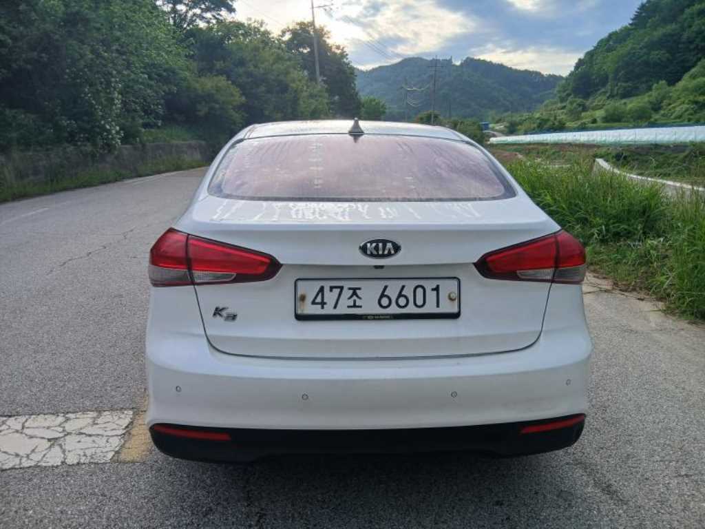 KIA K3 - Vista 2