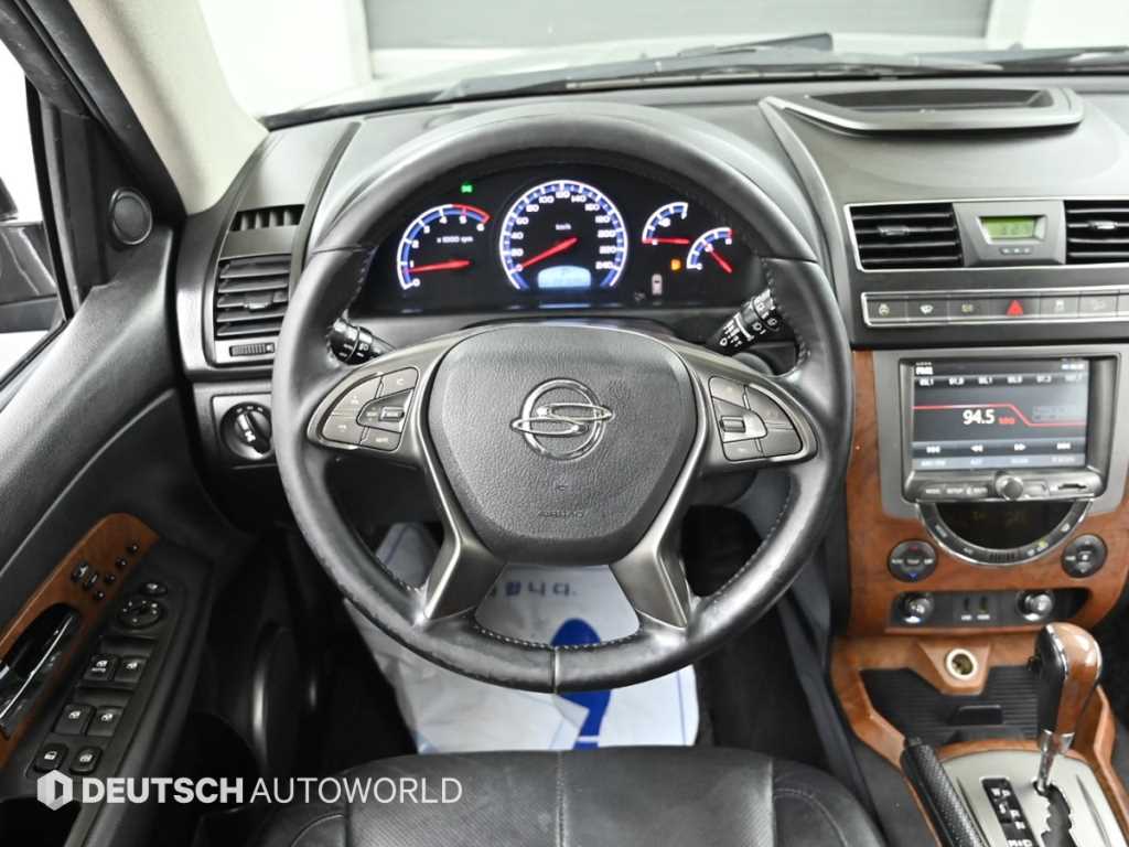 Ssangyong Rexton 2016 Negro - Importación desde Corea - HF Imports Iquique - Foto 13