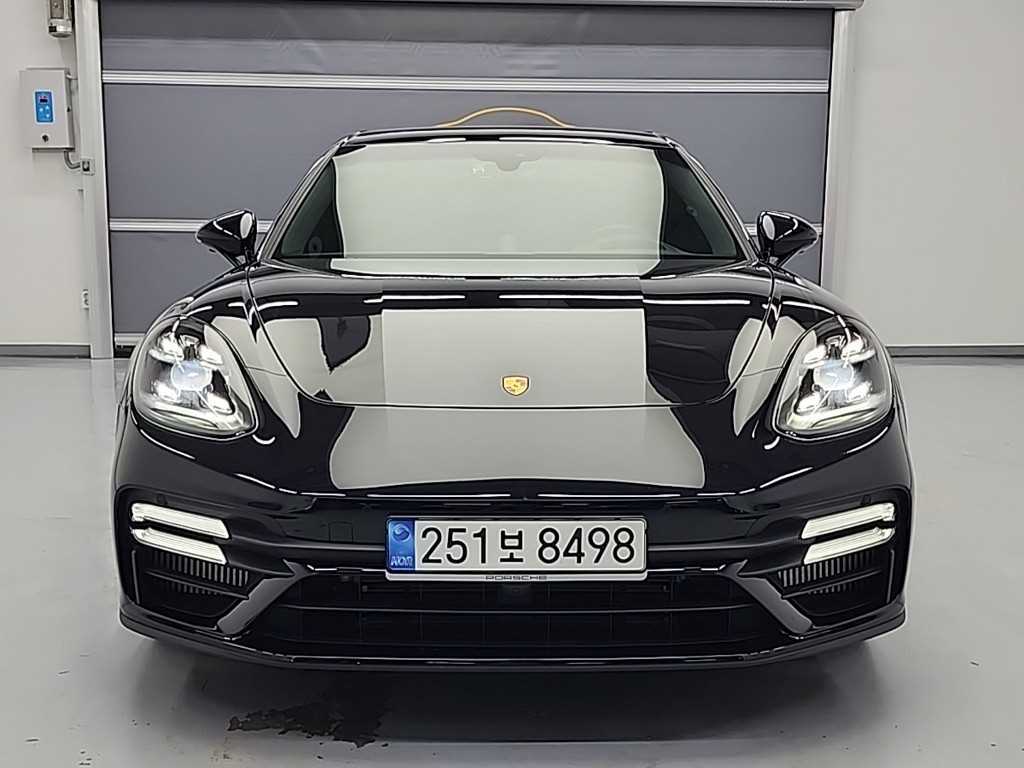 Porsche Panamera - Vista 2