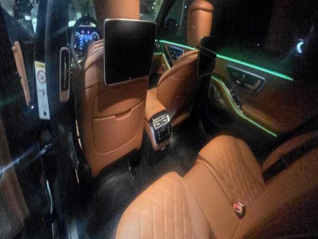 Mercedes Benz S Class - Vista 8