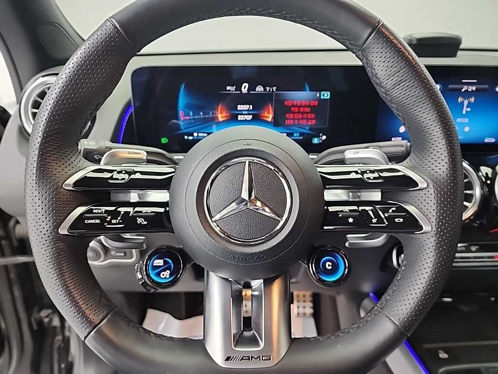 Mercedes Benz GLB Class - Vista 9