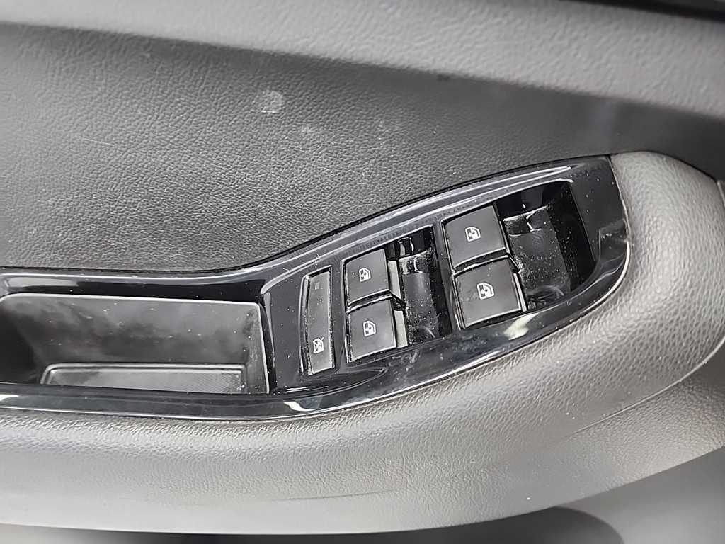 Chevrolet Orlando 2016 Blanco - Importación desde Corea - HF Imports Iquique - Foto 17