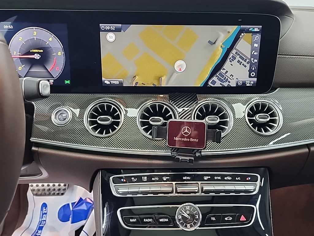 Mercedes Benz CLS Class - Vista 10