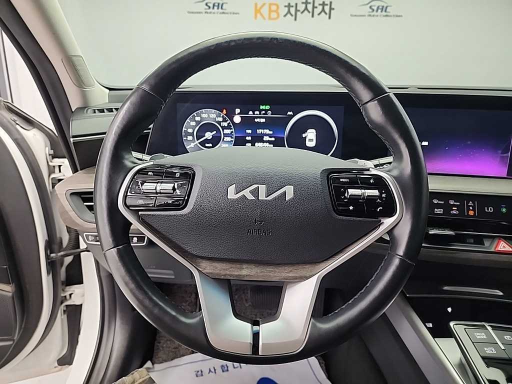 KIA K8 - Vista 4