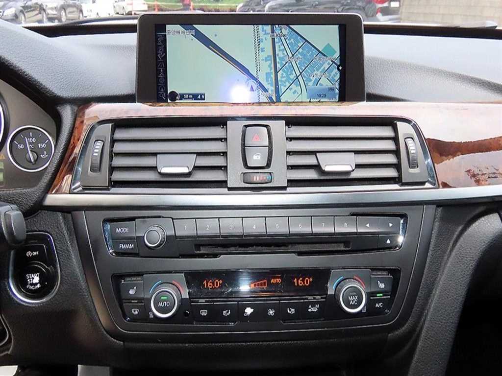 BMW Gran Turismo - Vista 12