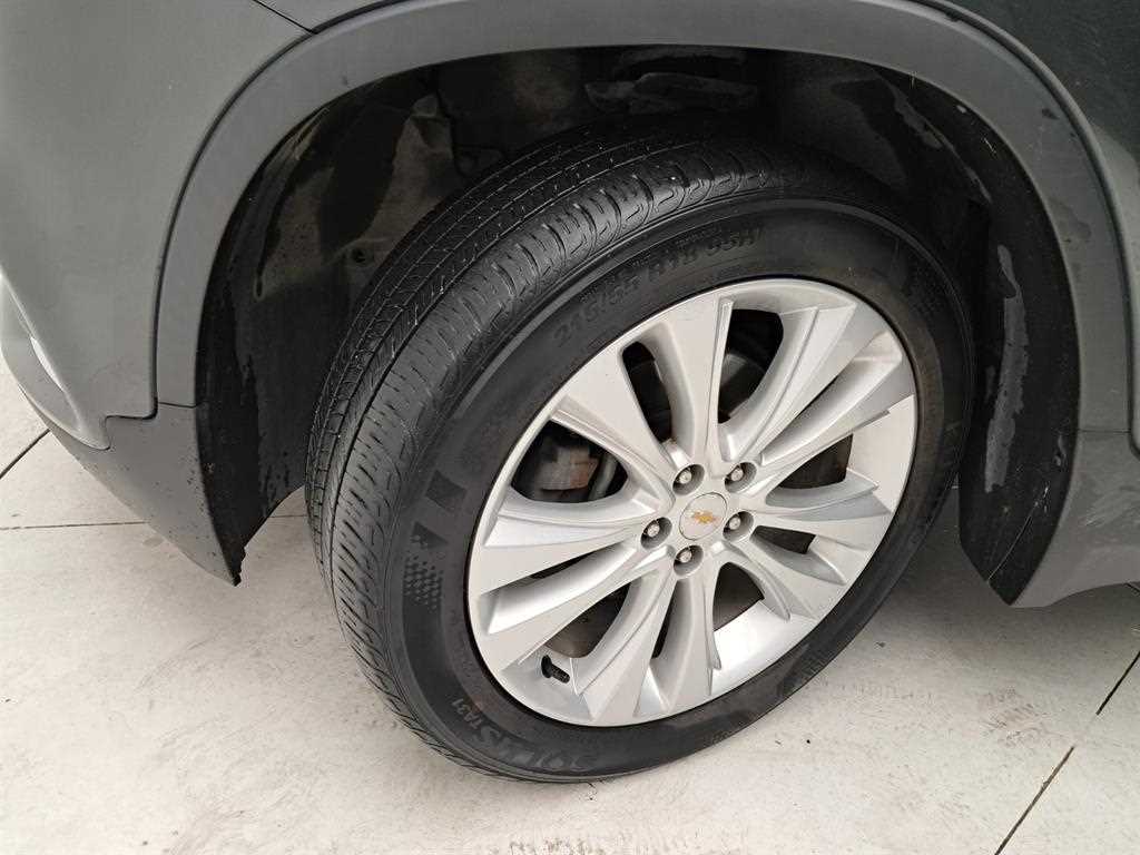 Chevrolet Trax 2017 Gris - Importación desde Corea - HF Imports Iquique - Foto 19