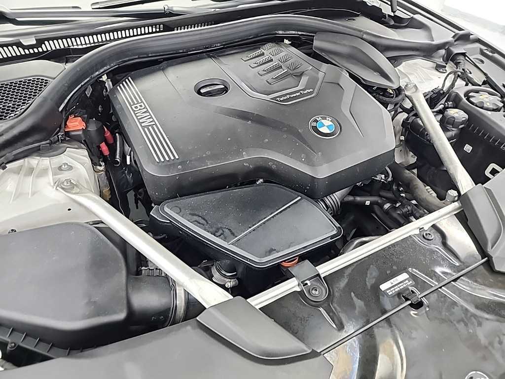 BMW 5 Series - Vista 5