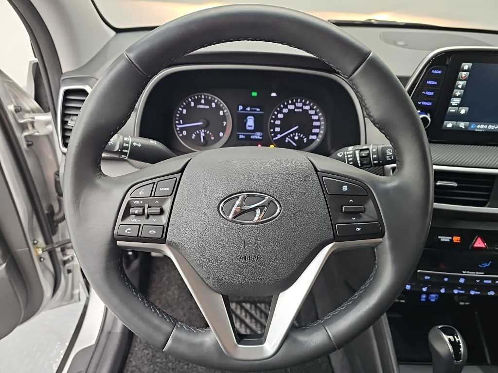 HYUNDAI Tucson - Vista 9