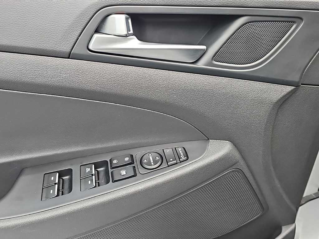 HYUNDAI Tucson 2019 Plateado - Importación desde Corea - HF Imports Iquique - Foto 16