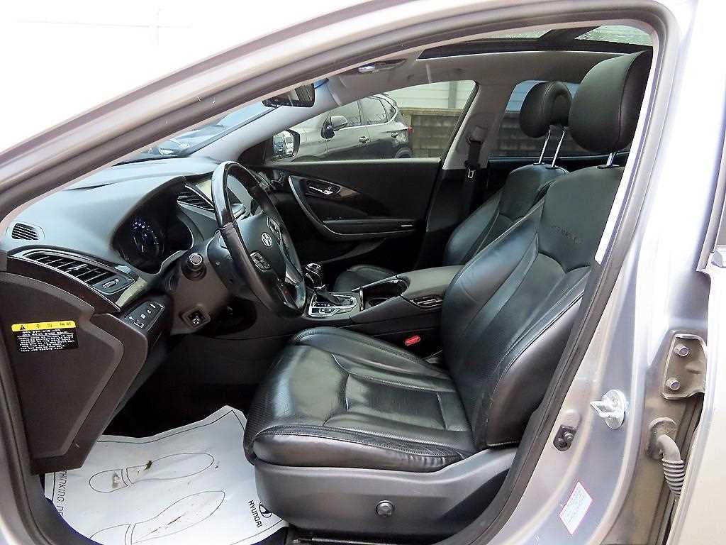 HYUNDAI Grandeur - Vista 8