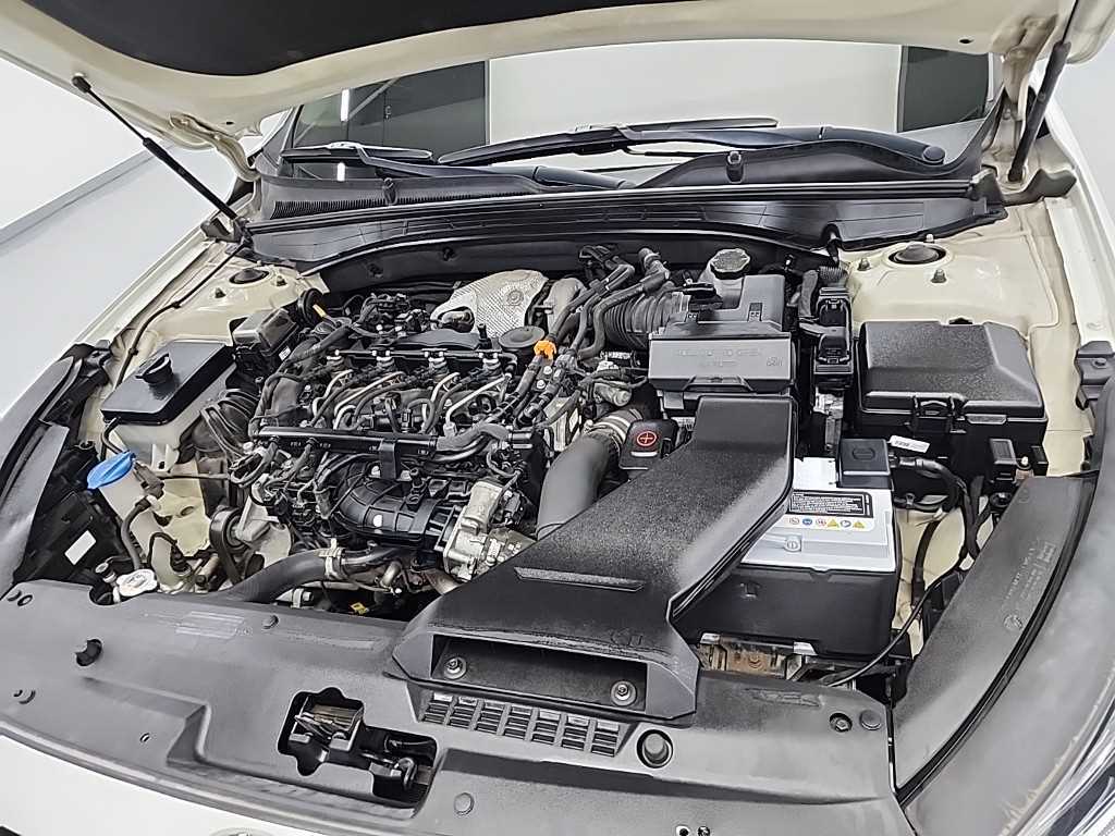 KIA K7 - Vista 5