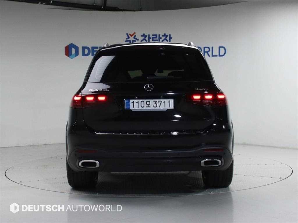 Mercedes Benz GLS Class - Vista 4