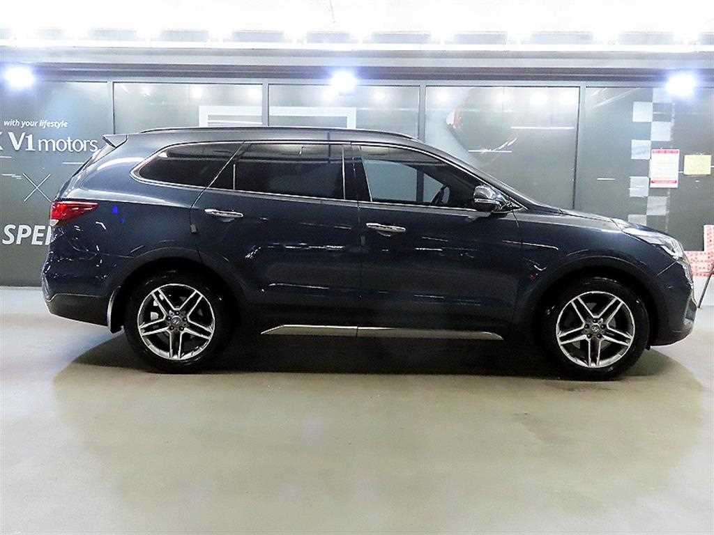 HYUNDAI Maxcruz - Vista 3