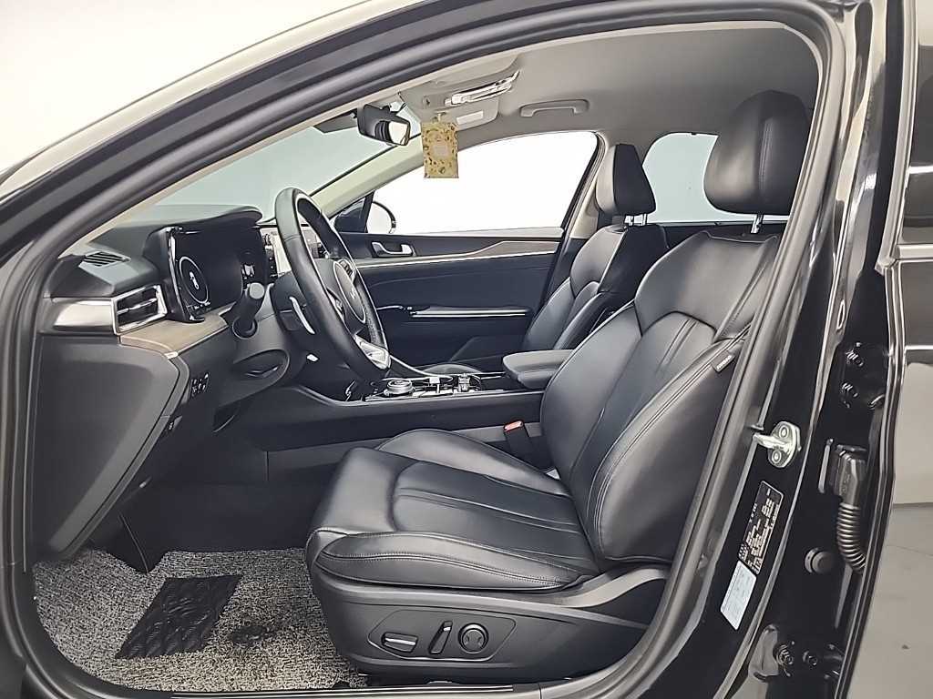 KIA K5 - Vista 11