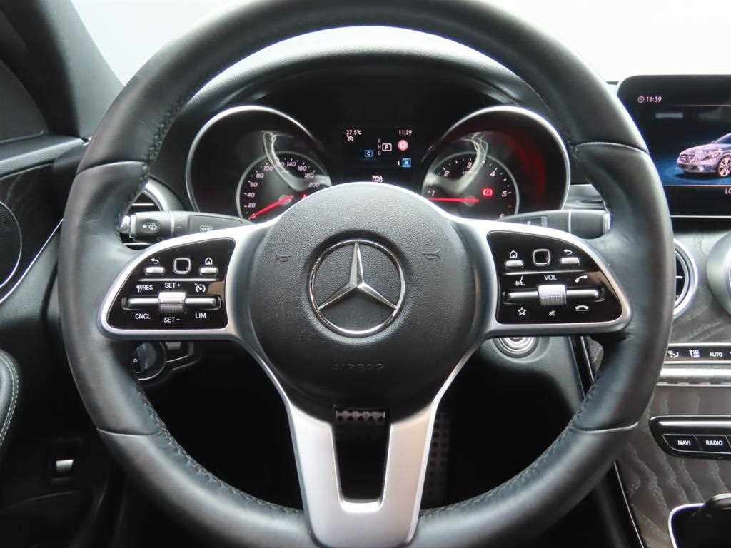 Mercedes Benz C Class - Vista 9