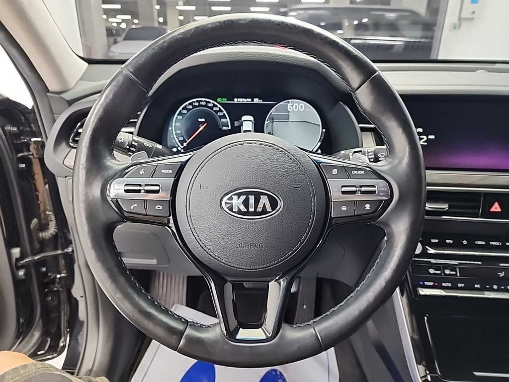 KIA K7 - Vista 9