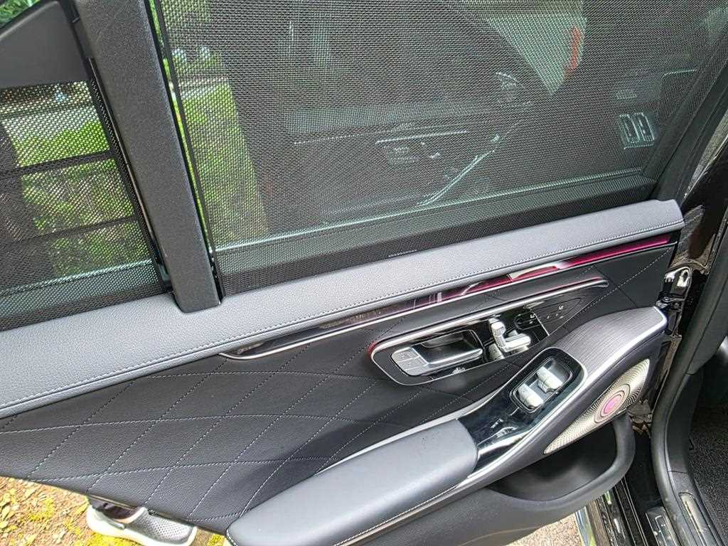 Mercedes Benz S Class - Vista 9