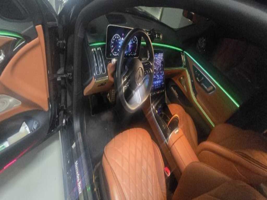 Mercedes Benz S Class - Vista 10