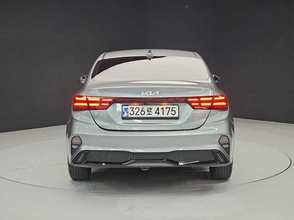 KIA K3 - Vista 3