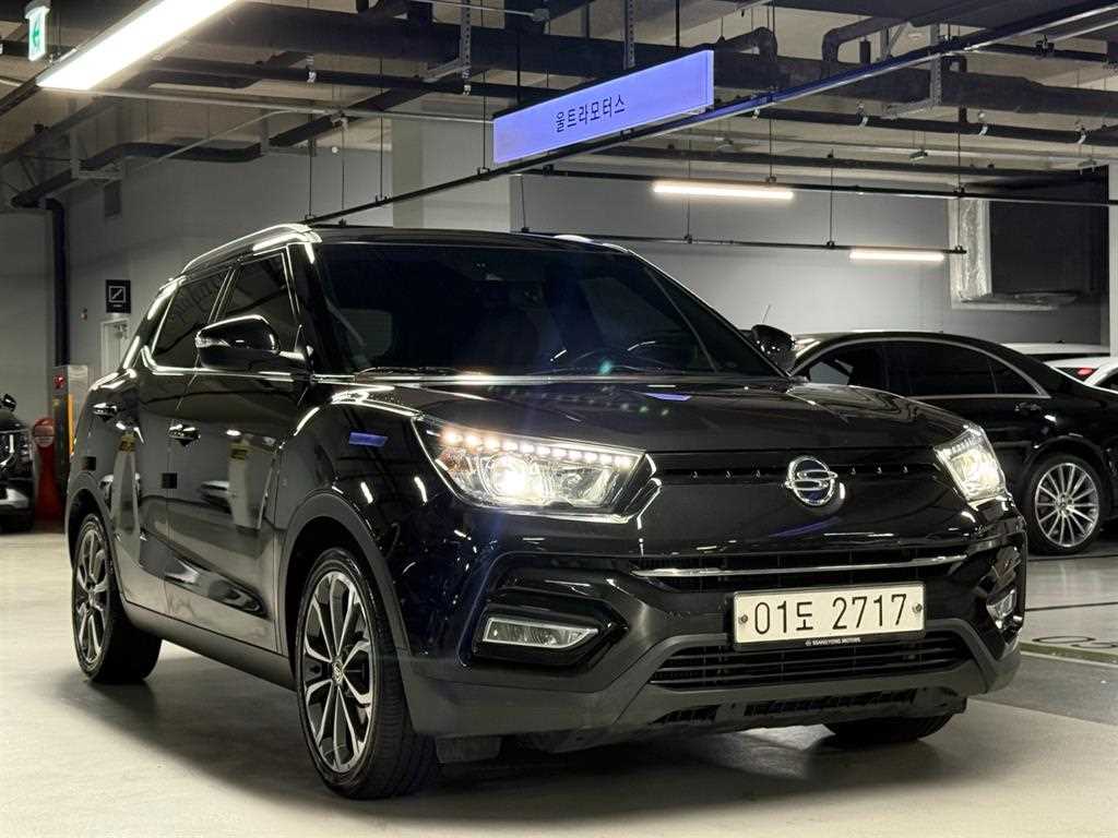 Ssangyong Tivoli - Vista 2