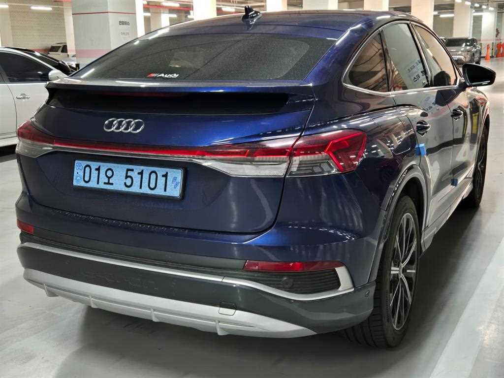 Audi Q4 - Vista 4