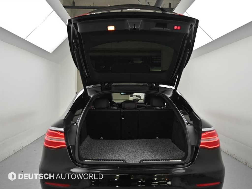 Mercedes Benz GLC Class 2018 Negro - Importación desde Corea - HF Imports Iquique - Foto 19