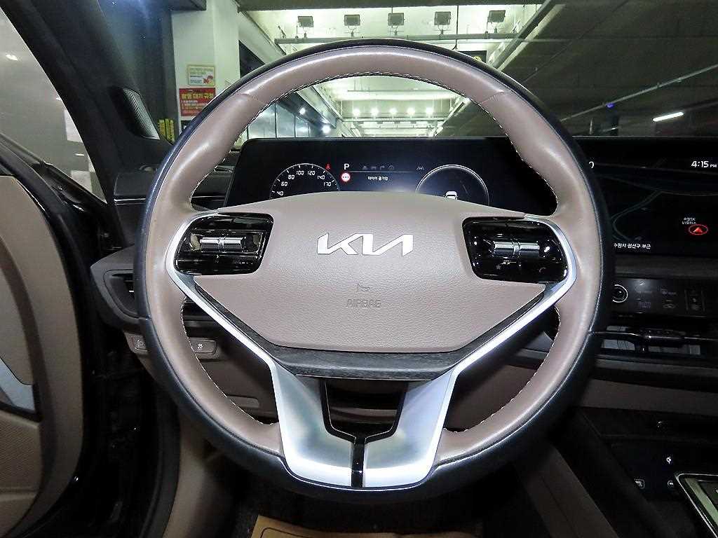 KIA K8 - Vista 8