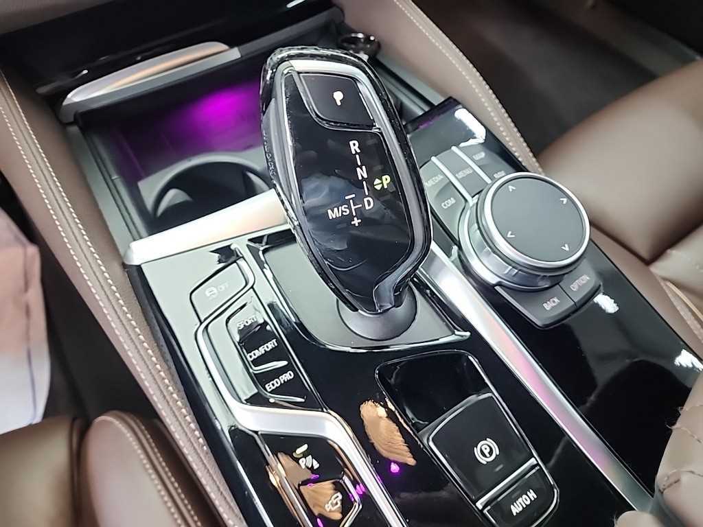 BMW 5 Series - Vista 9