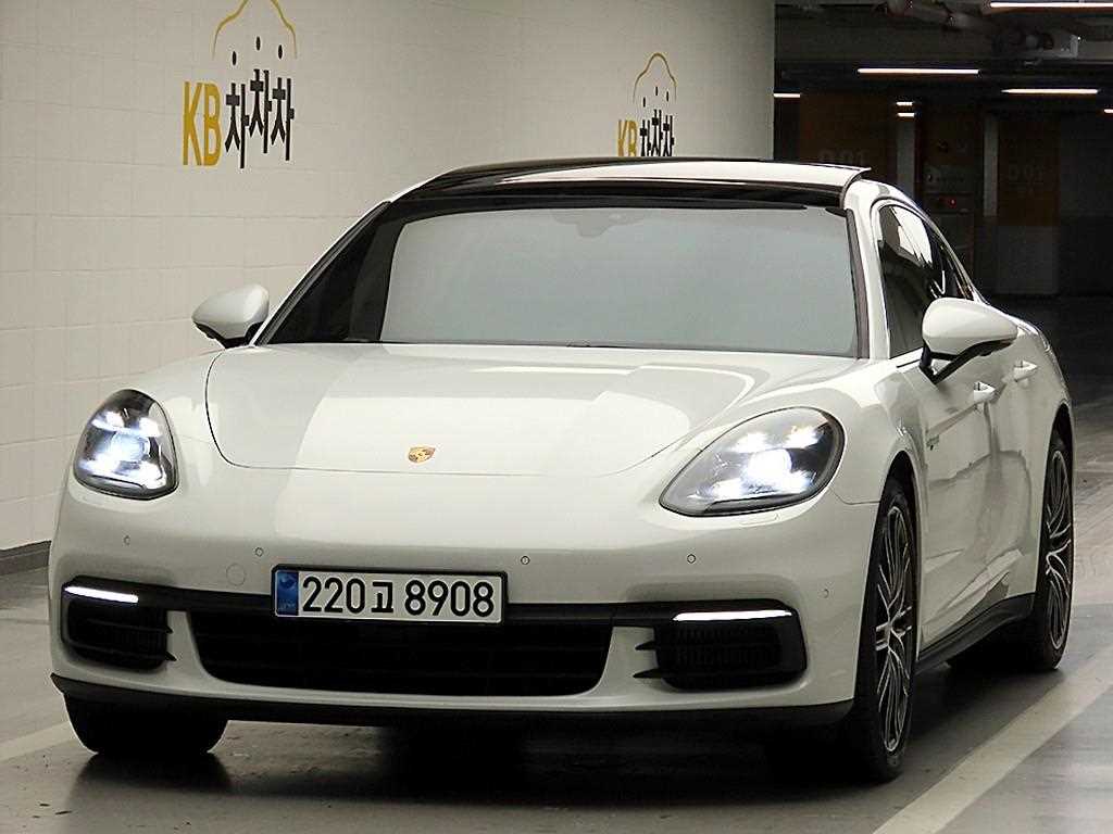 Porsche Panamera - Vista 2