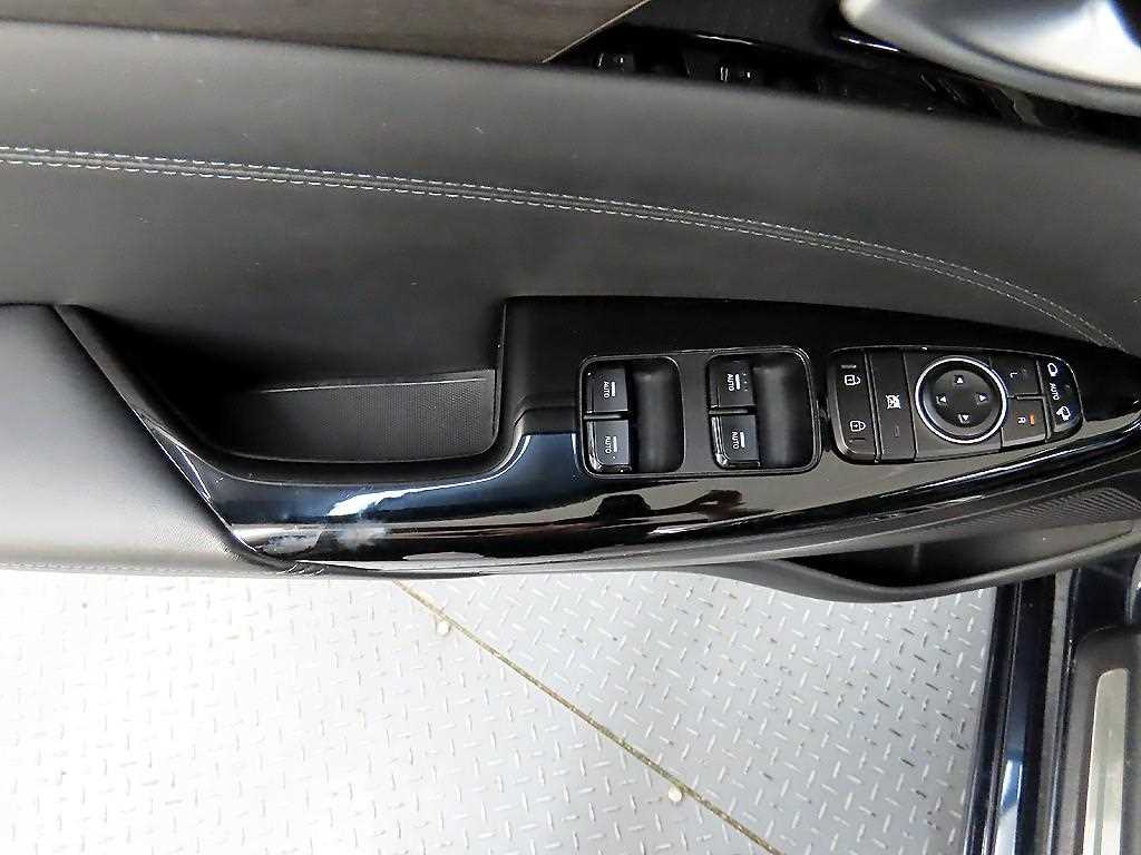 KIA K7 - Vista 11