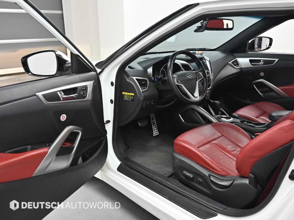 HYUNDAI Veloster - Vista 11
