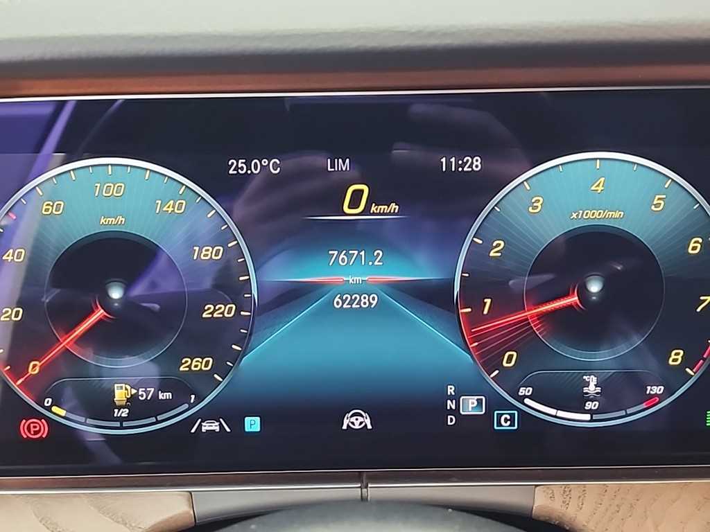 Mercedes Benz E class - Vista 6
