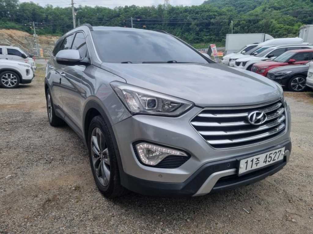 HYUNDAI Maxcruz - Vista 3