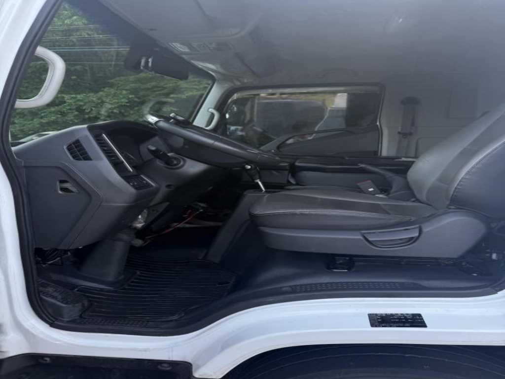 medium and large cargo Lekka - Vista 10