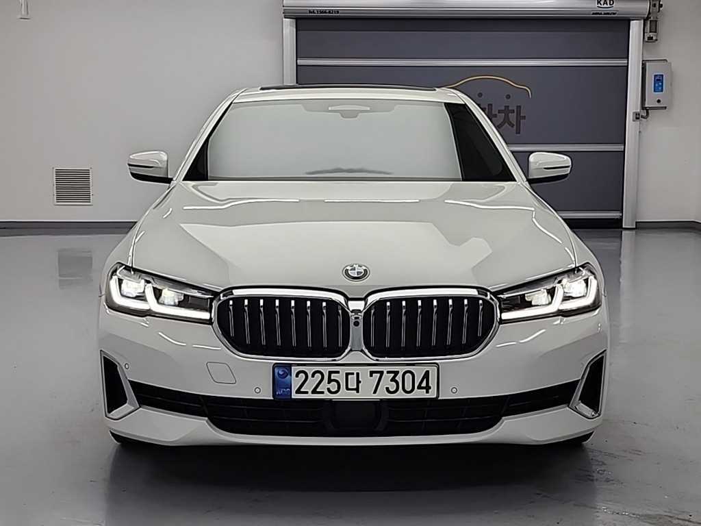 BMW 5 Series - Vista 2