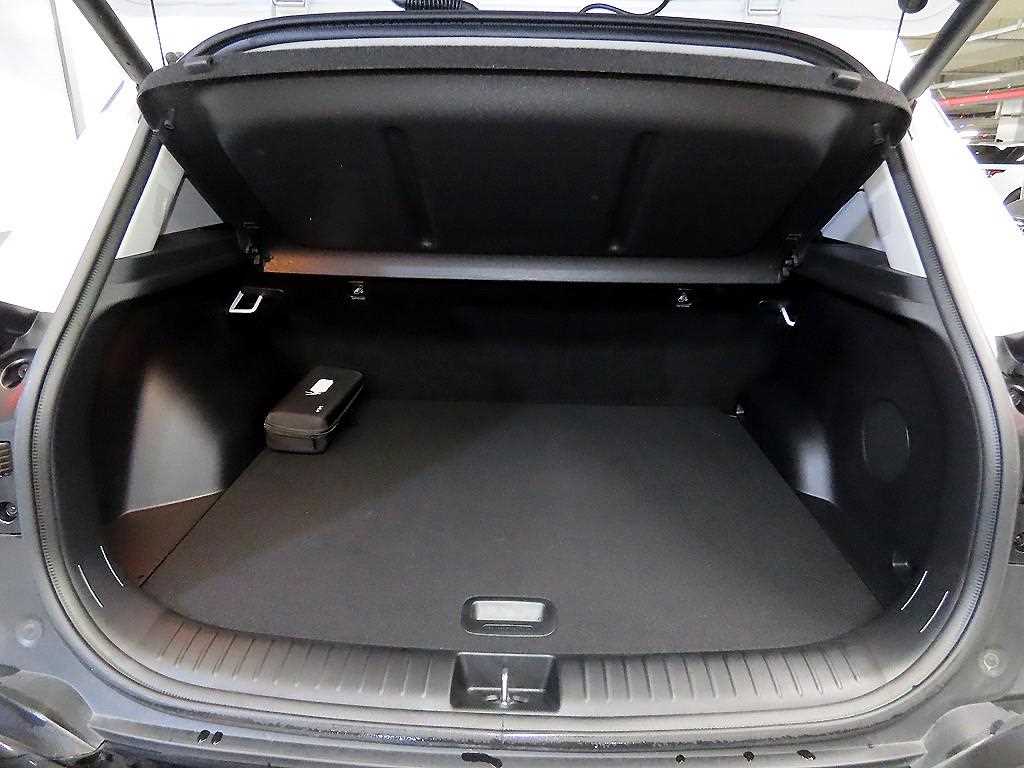 KIA Seltos 2025 Blanco - Importación desde Corea - HF Imports Iquique - Foto 17