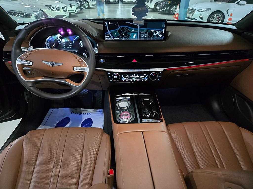 Genesis G80 - Vista 9