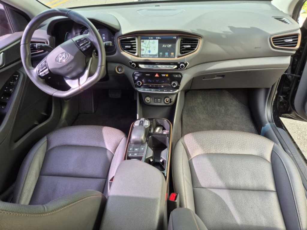 HYUNDAI Ioniq - Vista 11