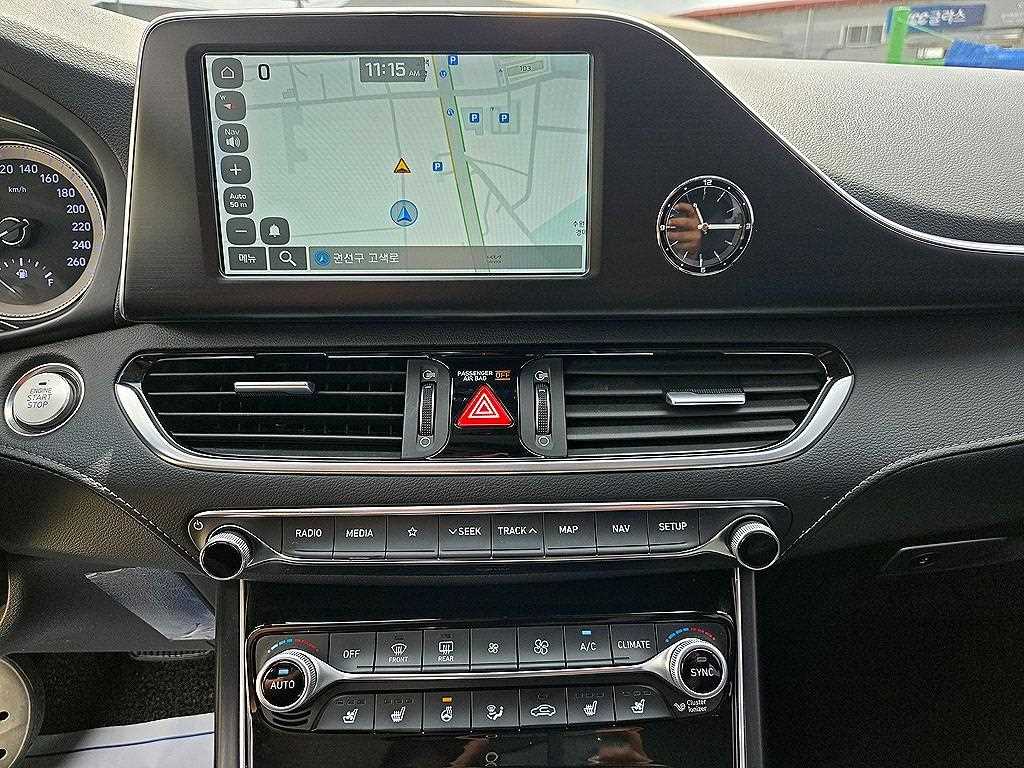 HYUNDAI Grandeur - Vista 10